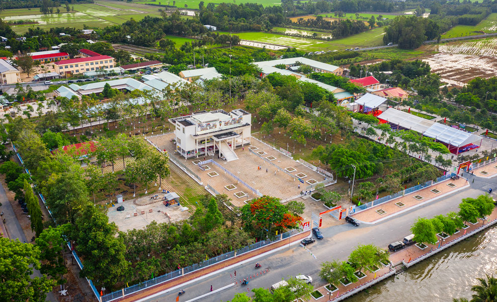 Huyện Long Mỹ