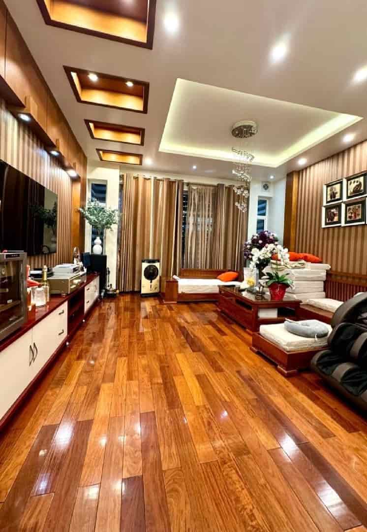 Bán nhà phân lô Đền Lừ, chỉ hơn 13 tỷ, 65m2 ô tô tránh vỉa hè