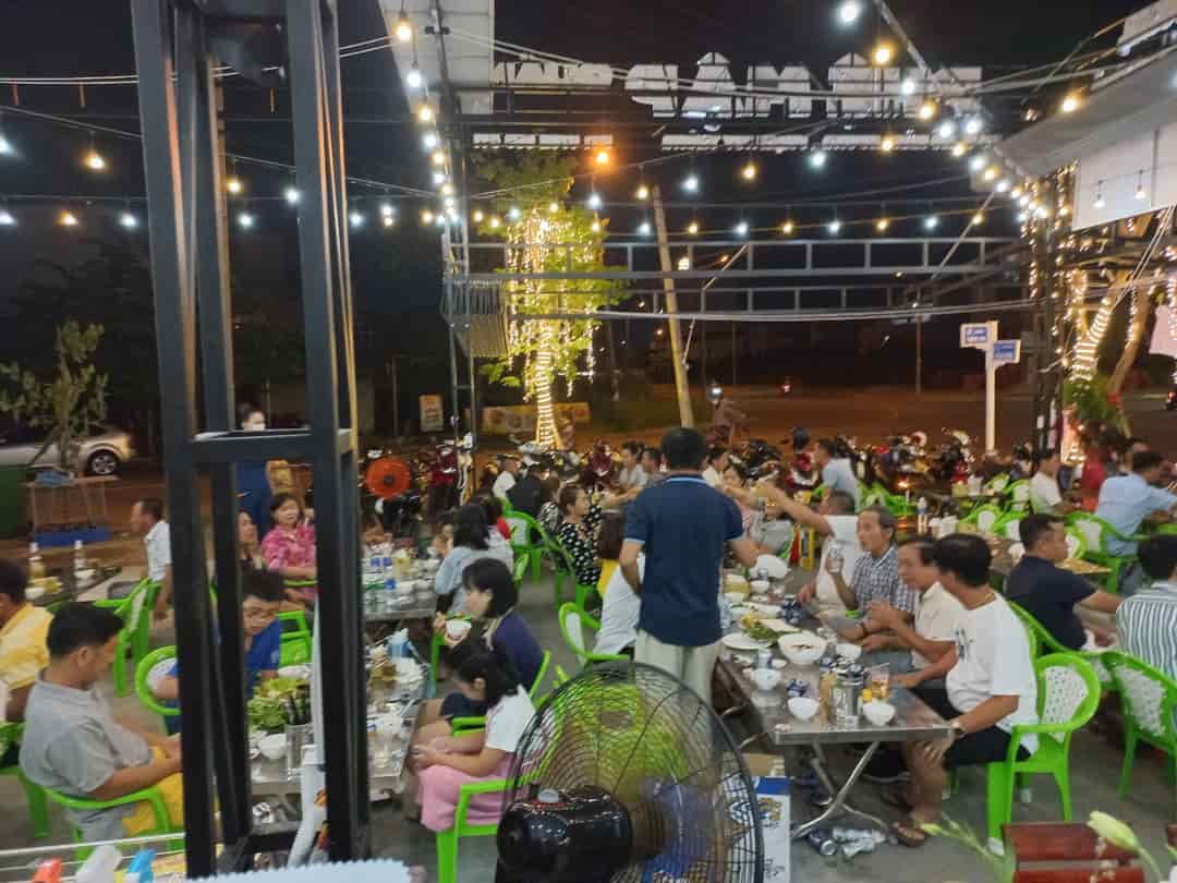 Chính chủ cần sang quán nhậu mặt tiền ngay ngã tư đường Hồ Hán Thương và Phạm Huy Thông
