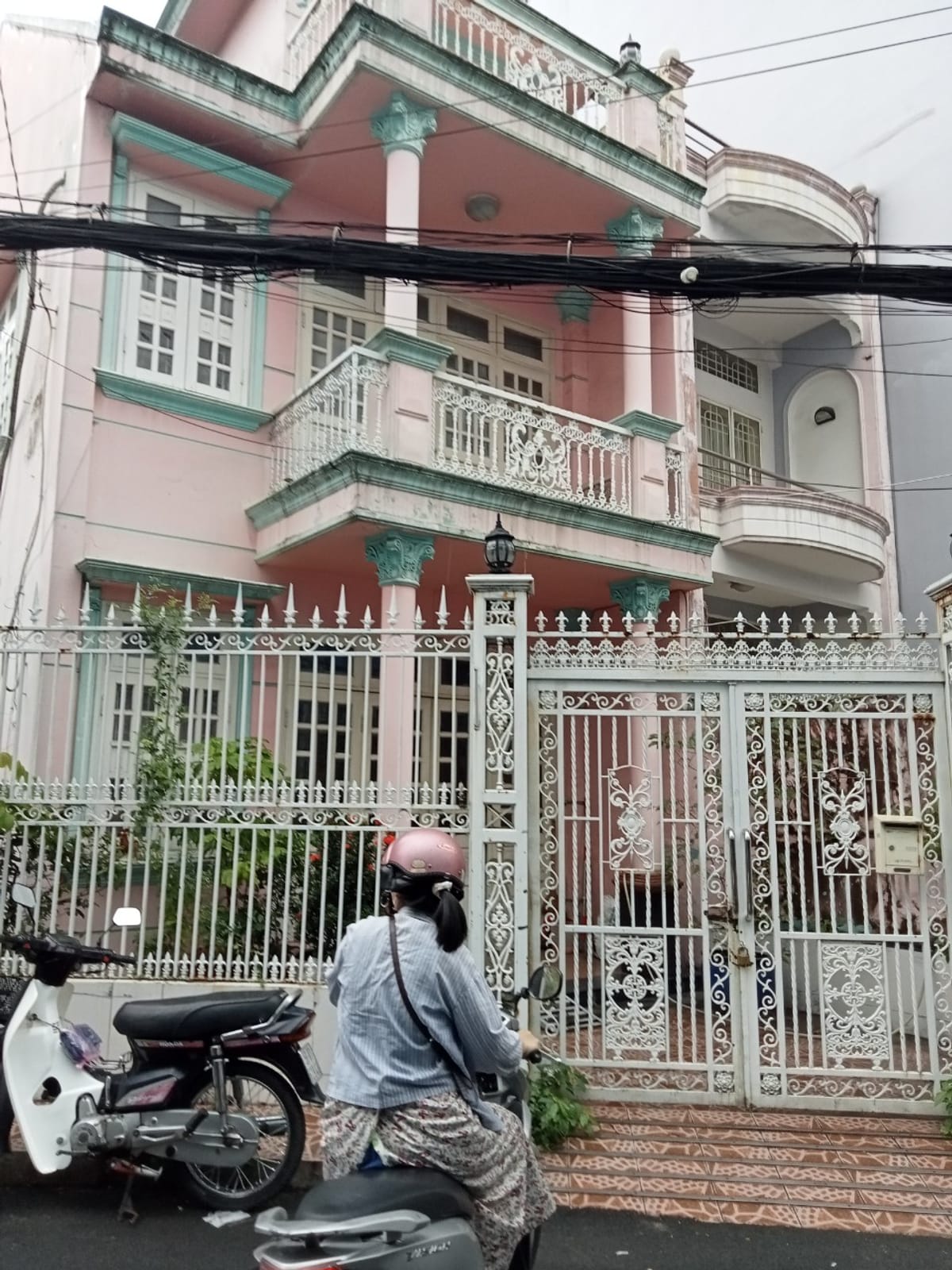 Chính chủ bán nhà gần ngã 6 Gò Vấp, phường 10, thông được 2 đường Nguyễn Oanh và Gò Vấp
