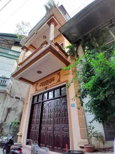 Chính chủ nhà mình cho thuê căn nhà 3 tầng tại Liên Bảo, Vĩnh Yên, Vĩnh Phúc
