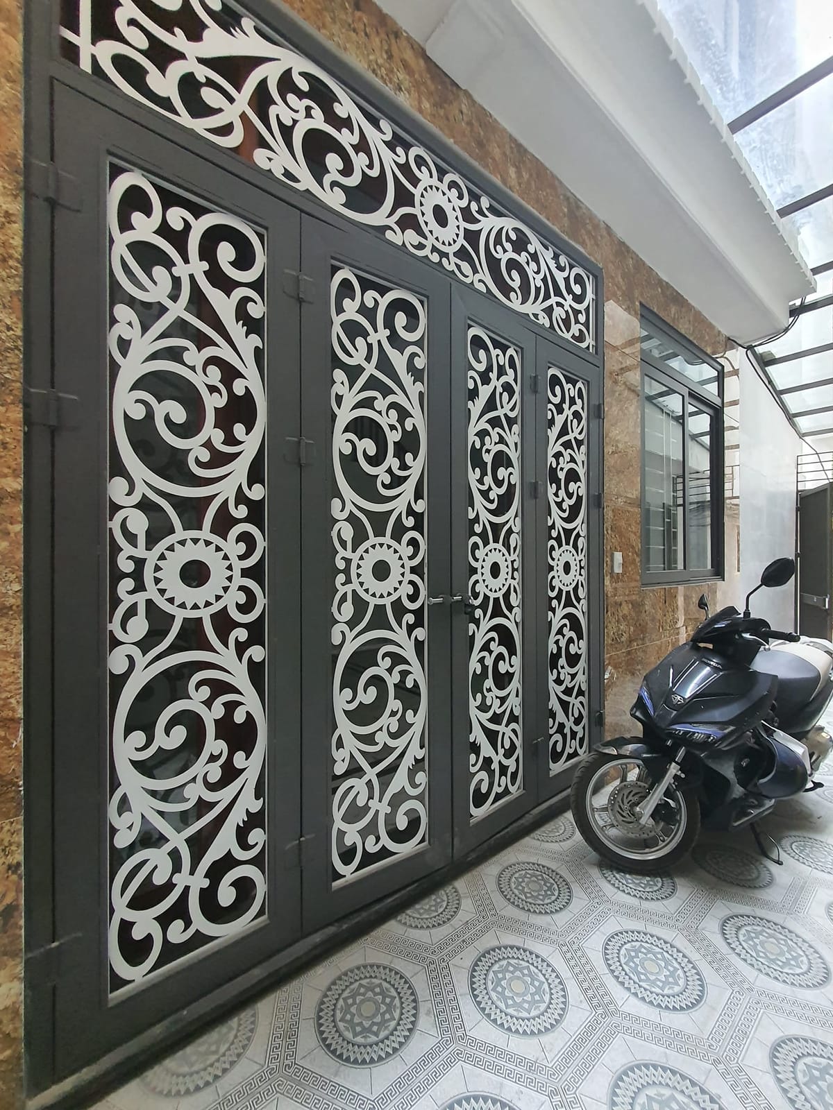 Cần bán gấp nhà đẹp Thịnh Quang, 43m, 5 tầng, 3 ngủ rộng đủ công năng, giá 4.35 tỷ