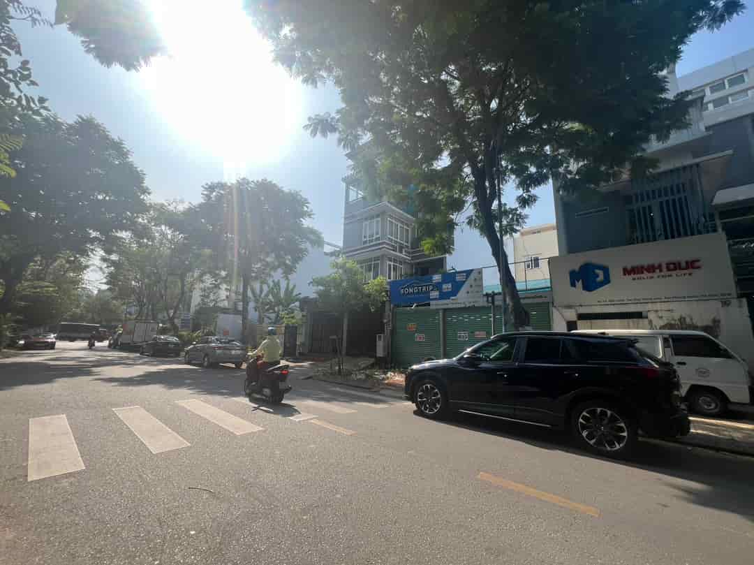 Cần bán nhà 7x18m, 3 lầu mặt tiền đường 16m trong KDC An Phú Hưng, P. Tân Phong 27 tỷ