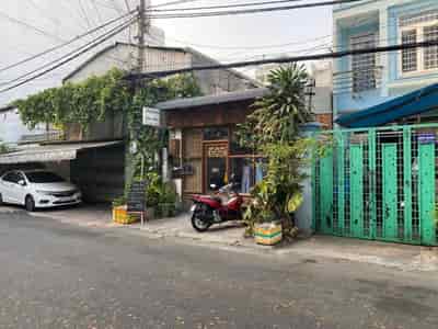 Bán nhà đường số 47 P.Tân Quy, quận 7, dt 4.55x18m, cấp 4