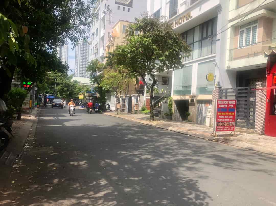 Nhà 8x18m đường 79 phường Tân Quy, Q7, 2 lầu giá 30tỷ thương lượng