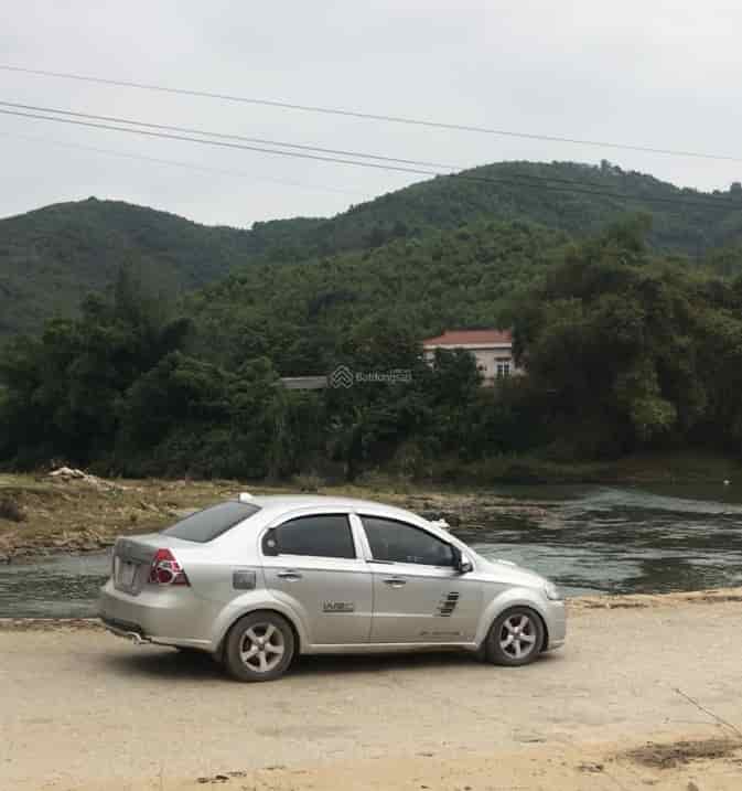 Chính chủ cần bán siêu phẩm khu nghỉ dưỡng tựa núi hướng sông, có sẵn nhà cửa khuôn viên