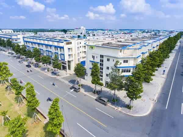 Bán nhà shophouse 2MT Uni Complex đường An Dương Vương, phường Phú Hòa, TP. Thủ Dầu Một, Bình Dương