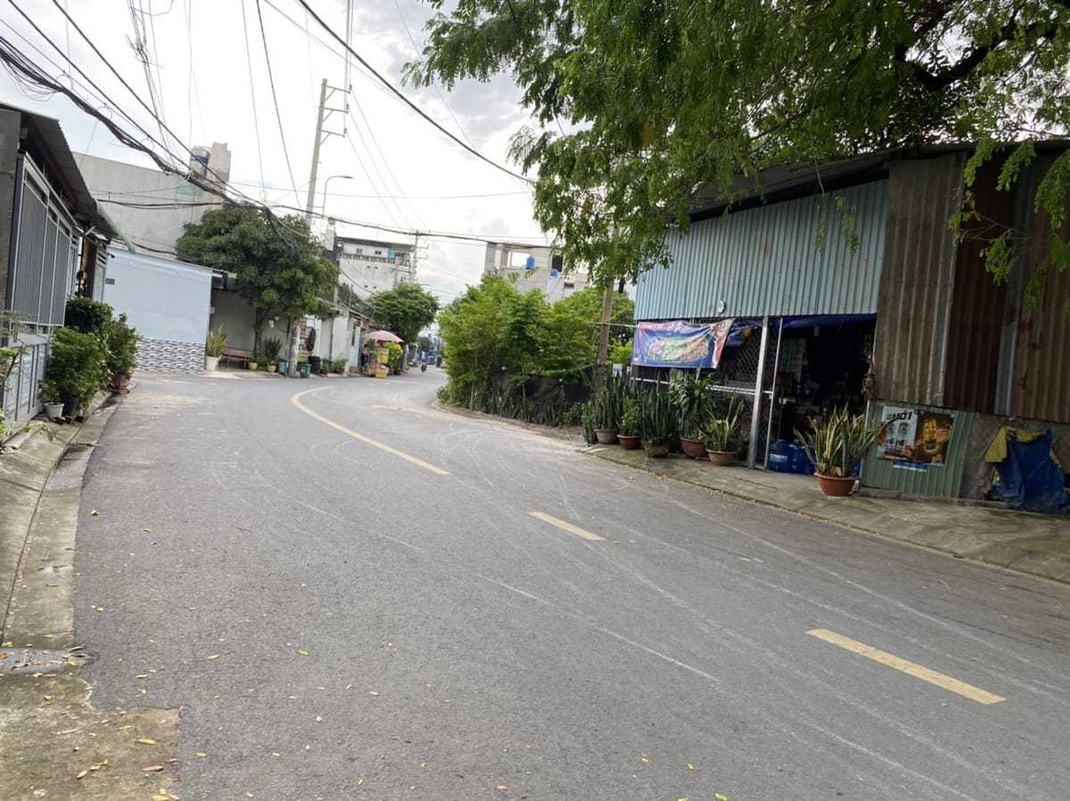 Bán đất Quận 12, hẻm xe hơi đường Huỳnh Thị Hai, 50m2 ngang 5m, sát mặt tiền chỉ 2 tỷ 980