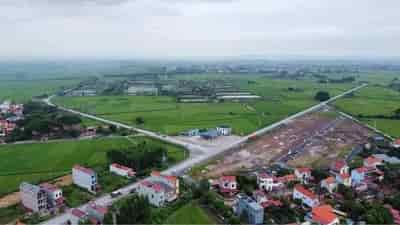 Bán lô đất mặt phố khu phân lô Xã Xuân Phú, Bắc Giang, DT 90m2, MT 5m.