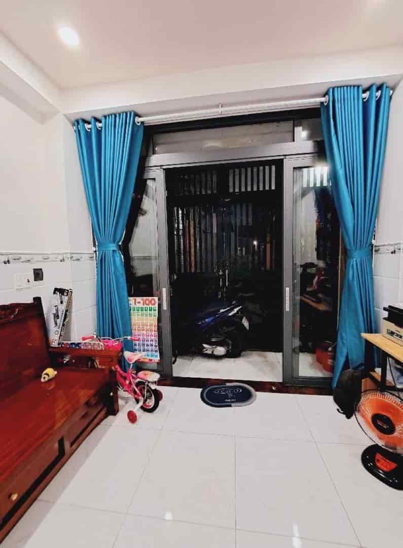 Bán nhà shr Tân Kỳ, Tân Quý, 25m2, 2 tầng, 2tỷ nhỉnh