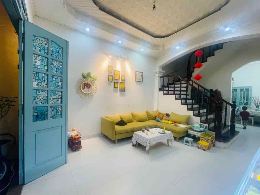 Đào Tấn, nhà đẹp, mặt ngõ thông 50m2, 5T, 6.45 tỷ