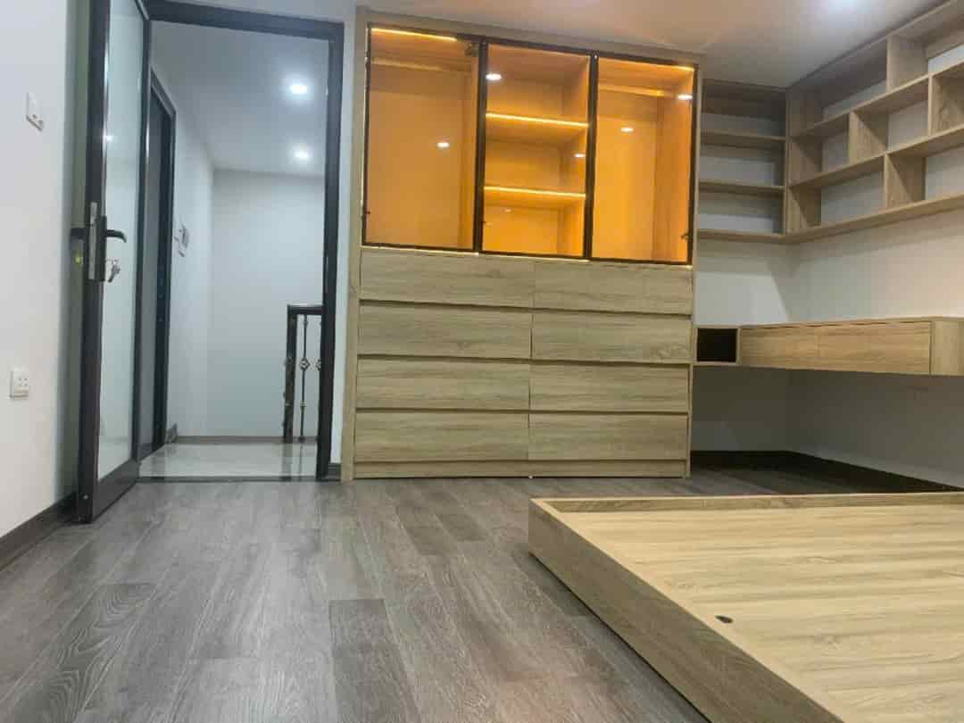 Lương Đình Của, nhà đẹp, nhỏ xinh, dt 30m2, nhỉnh 4 tỷ