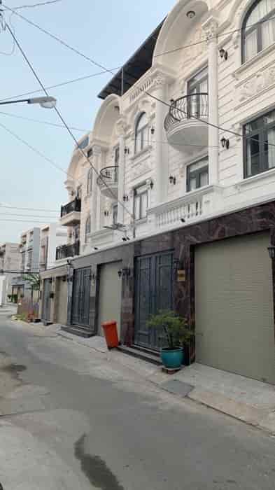 Chính chủ cần bán căn nhà cực đẹp vị trí đắc địa tại mặt đường Nguyễn Thị Thập, quận 7, TP Hồ Chí Minh