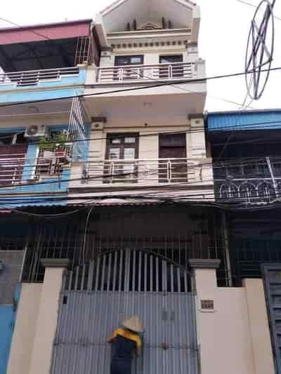 Chính chủ cần bán nhà 3 tầng, 56m2, tại thị trấn Đông Anh, Hà Nội