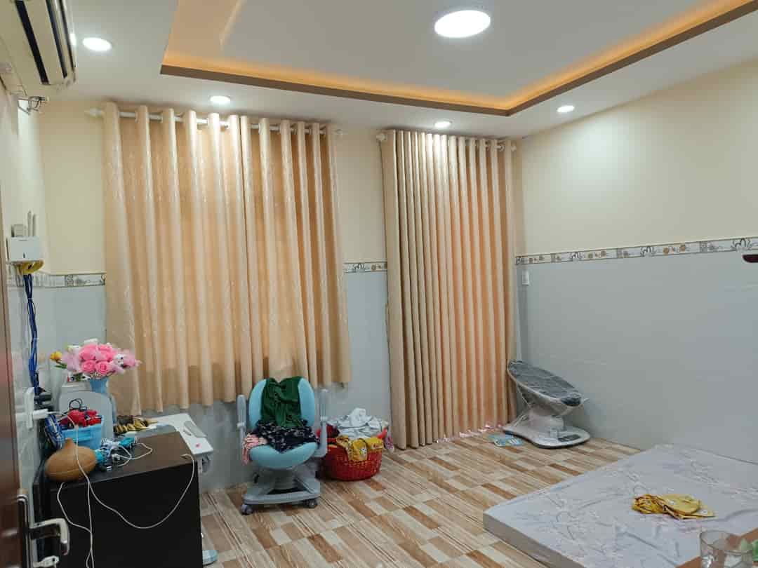 Bình Tân, 3 tầng, 27m2 nở hậu, nhỉnh 3 tỷ