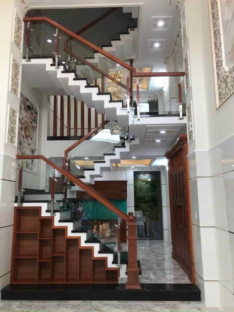 Bình Tân hxt nhà mới 50m2, 5 tầng, nhỉnh 5 tỷ