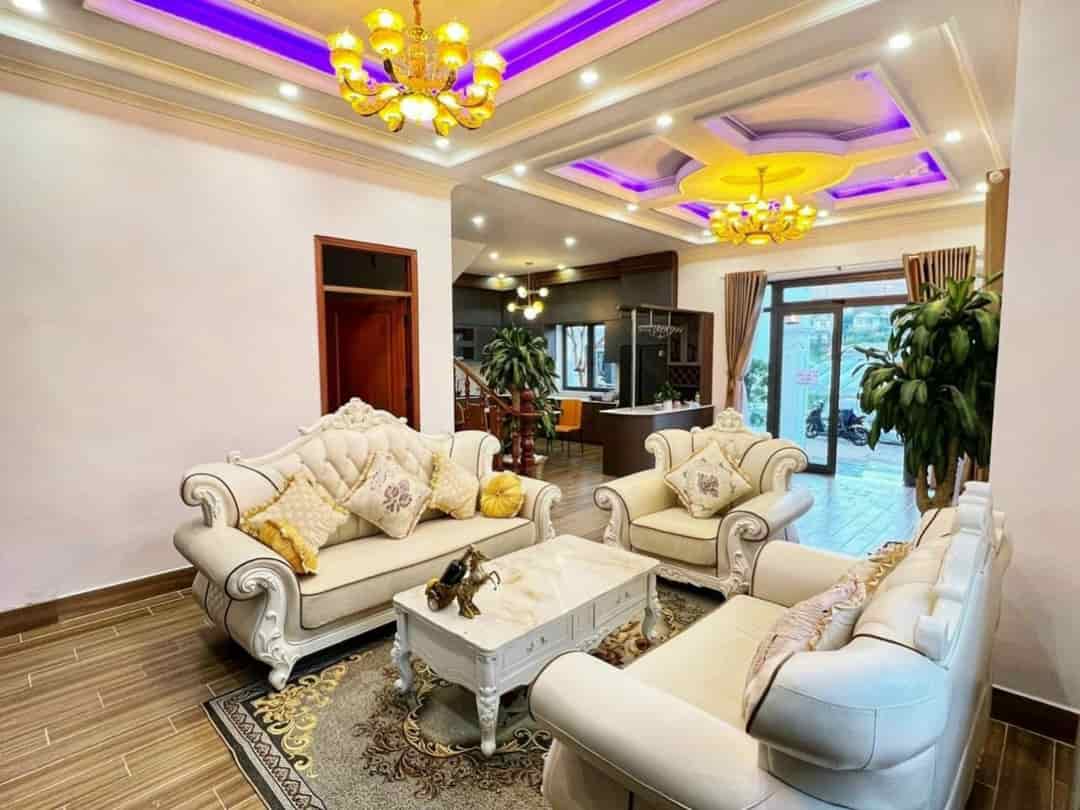 Chính chủ cần bán villa Nguyễn Hữu Cầu, phường 12, Đà Lạt