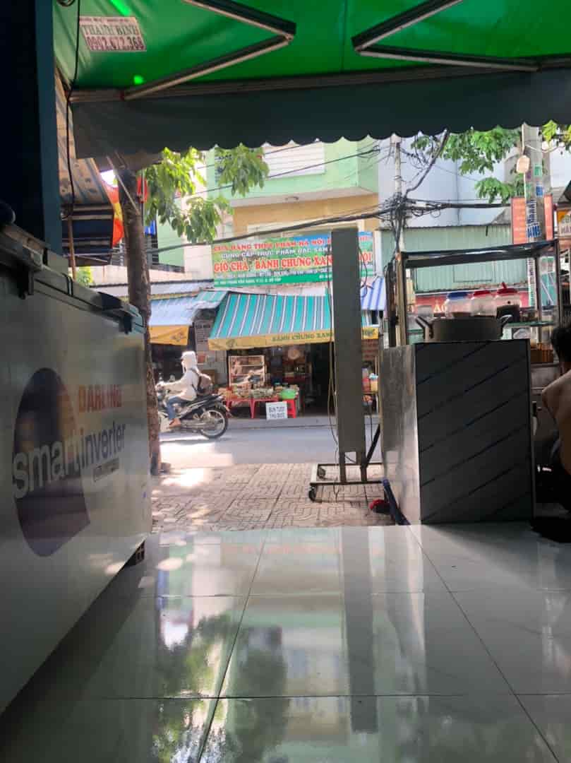 Bán nhà mặt tiền Phạm Văn Bạch, ngay chợ, 2 mặt hẻm trước sau