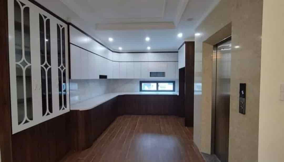 Nhà xây mới, 2 thoáng, ngõ thông, ô tô, thang máy 48m x 7T giá 15 tỷ Mai Dịch Cầu Giấy