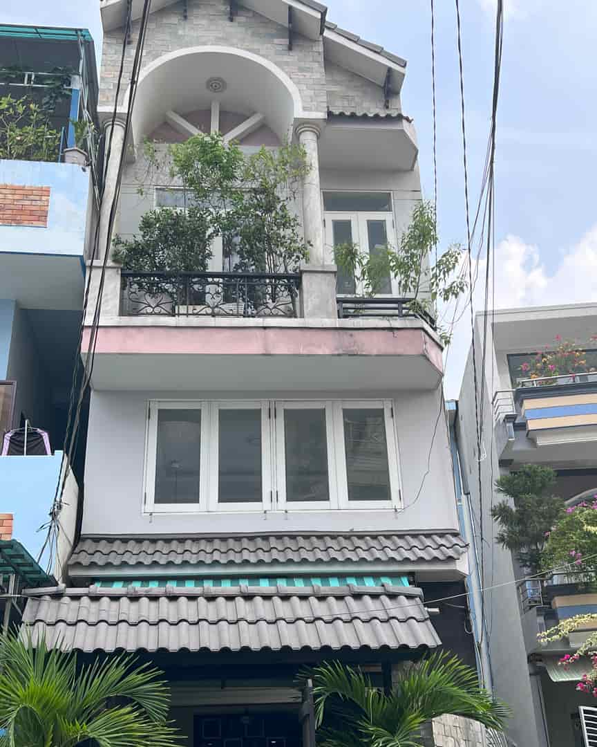 Bán nhà ngay Mũi Tàu, Trường Chinh phường 15 Tân Bình, diện tích 4.1x20m, giá chỉ 8.5 tỷ