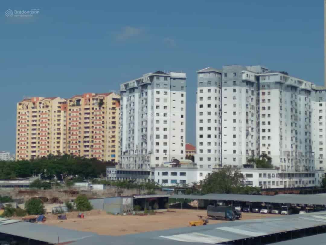 Bán căn hộ chung cư cảng đường Nguyễn Khoái, phường 1, quận 4, sổ hồng riêng