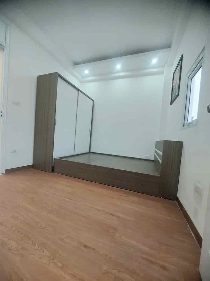 Bán căn hộ 50m2 quận Thanh Xuân, 2 ngủ, full đồ, 1 tỷ 650