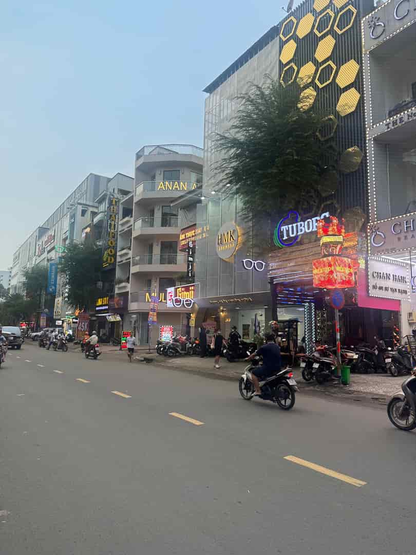Bán nhà MT 401 Sư Vạn Hạnh, P12, Q10, Tp Hồ Chí Minh ngay TTTM Vạn Hạnh Mall.