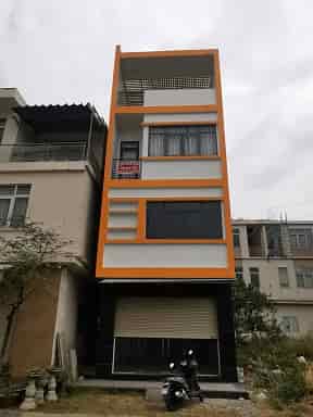 Chính chủ cần cho thuê nhà  ở nguyên căn 4 tầng làm văn phòng hoặc ở lâu dài tại KP Long Khánh 1