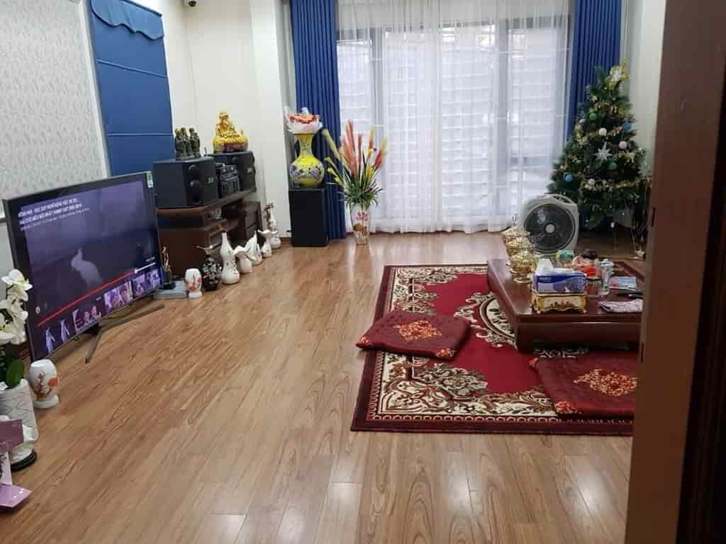 Cần bán nhà Cổ Linh, Long Biên 45m2, 5T, giá 6.63 tỷ, ô tô vào nhà