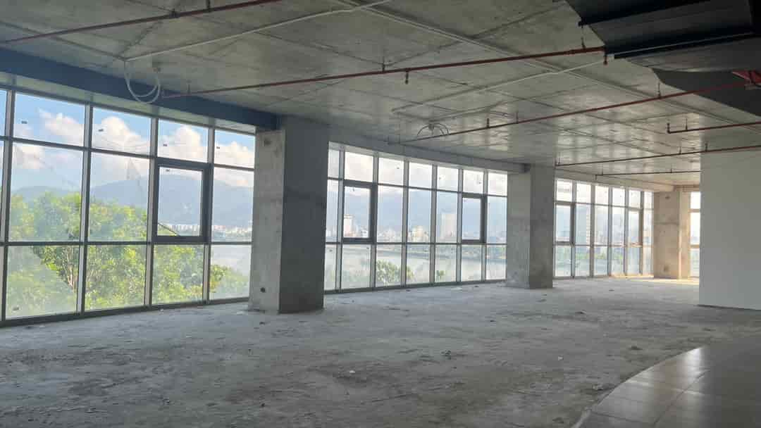 Cho thuê văn phòng tòa nhà mới view sông - 60-150-180-250m2, đường Bạch Đằng, q.Hải Châu