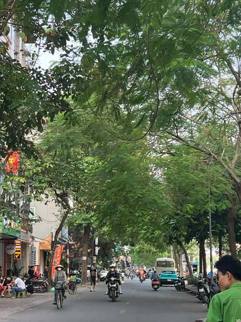 Mặt phố Nguyễn Khang trung tâm Cầu Giấy, vỉa hè đá bóng, kinh doanh đỉnh cao