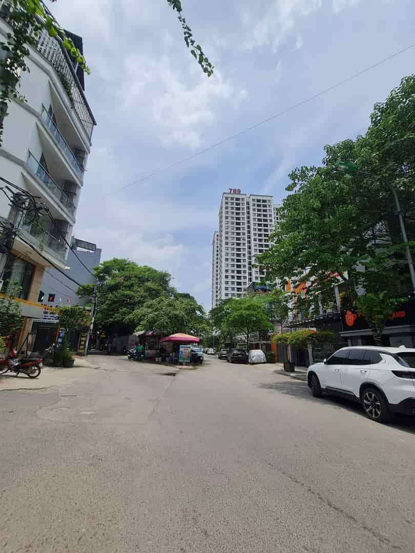 Bán nhà ngõ 205 đường Xuân Đỉnh, ô tô kinh doanh, dt 70m2, giá nhỉnh 11.x tỷ