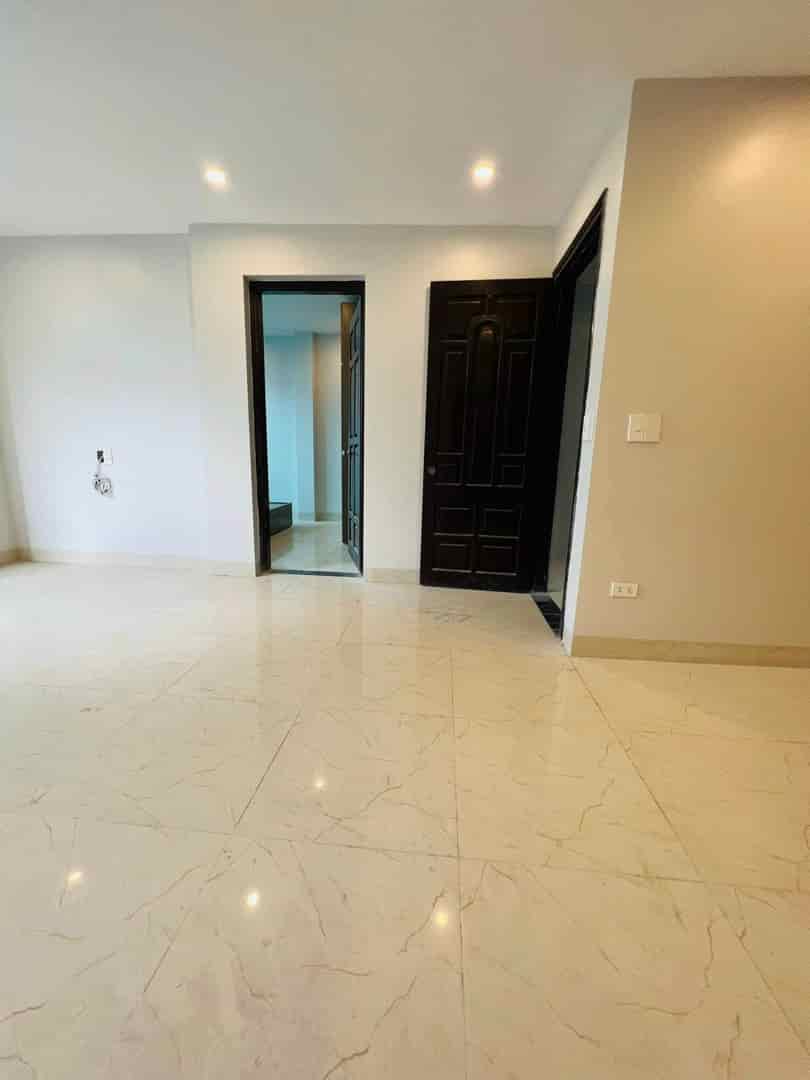 Bán nhà ngõ 89 phố Phan Kế Bính, vị trí vip, 8  tầng kinh doanh, dt 80m2, giá chào 2x tỷ