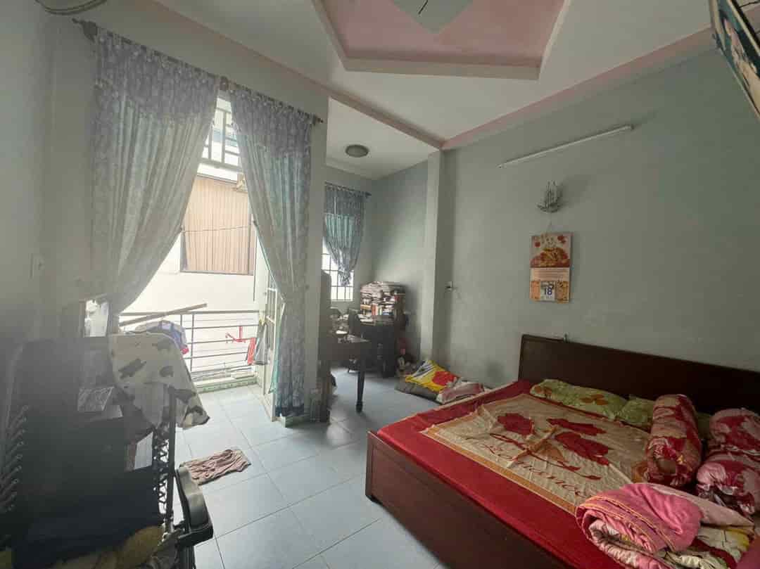 Nhà hẻm Tân Kỳ Tân Quý, p Tân Sơn Nhì, Tân Phú dt 48m2, 2 lầu 4pn 3wc giá 4,65 tỷ
