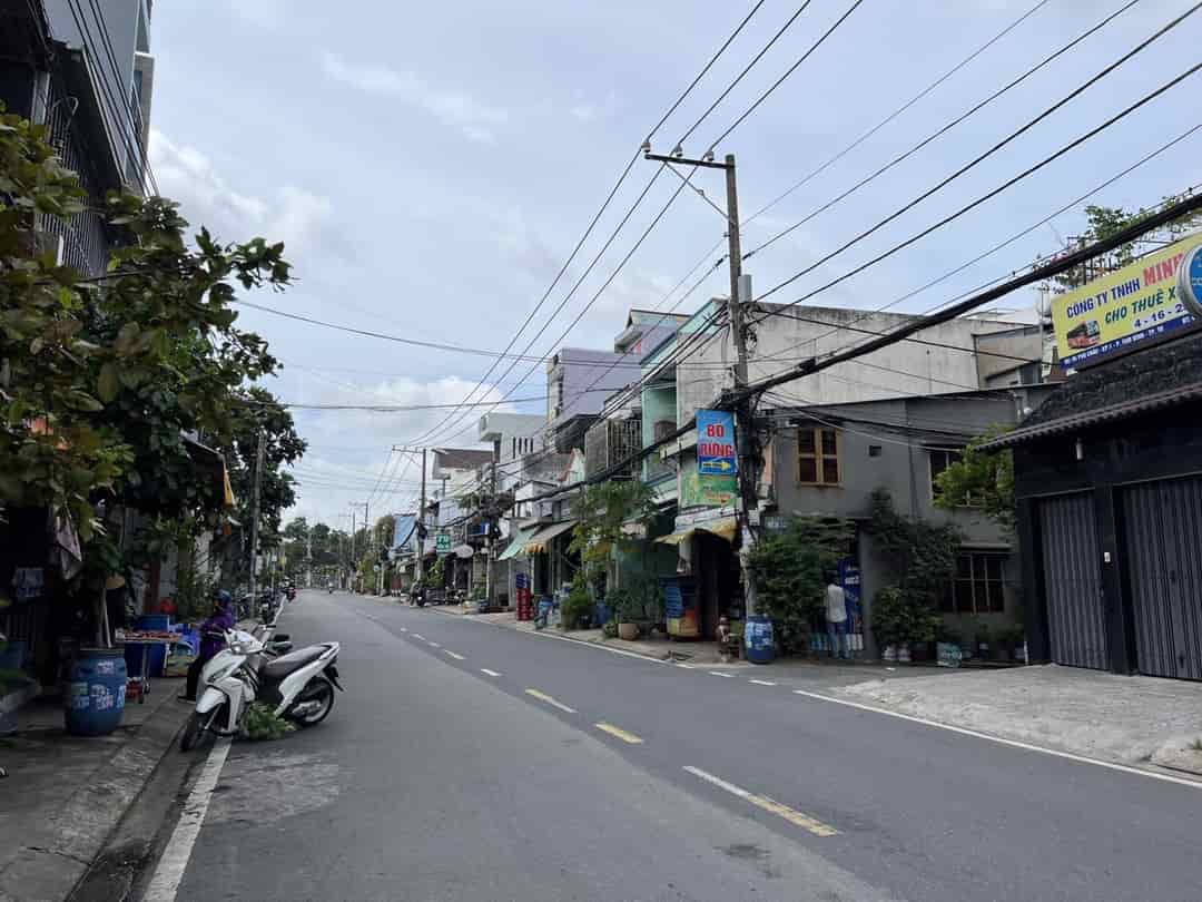 Bán nhà mặt tiền đường Phú Châu Tam Bình Thủ Đức 72m2, giá 6.5 tỷ TL