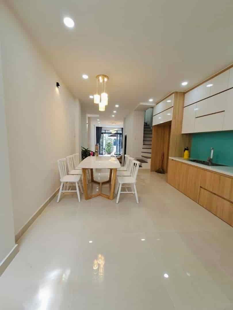 Bán nhà khu vip Trường Thọ 65m2, 3 tầng hẻm xe hơi chủ tặng toàn bộ nội thất cao cấp