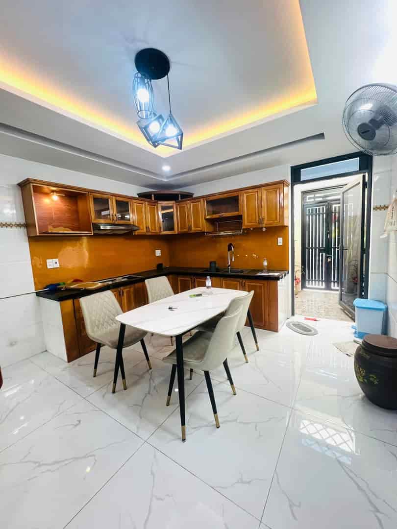 Khu phân lô vip Lê Văn Quới, 5 tầng mới đẹp, full nội thất, đường 8m thuận tiện kinh doanh, giá 6.x tỷ