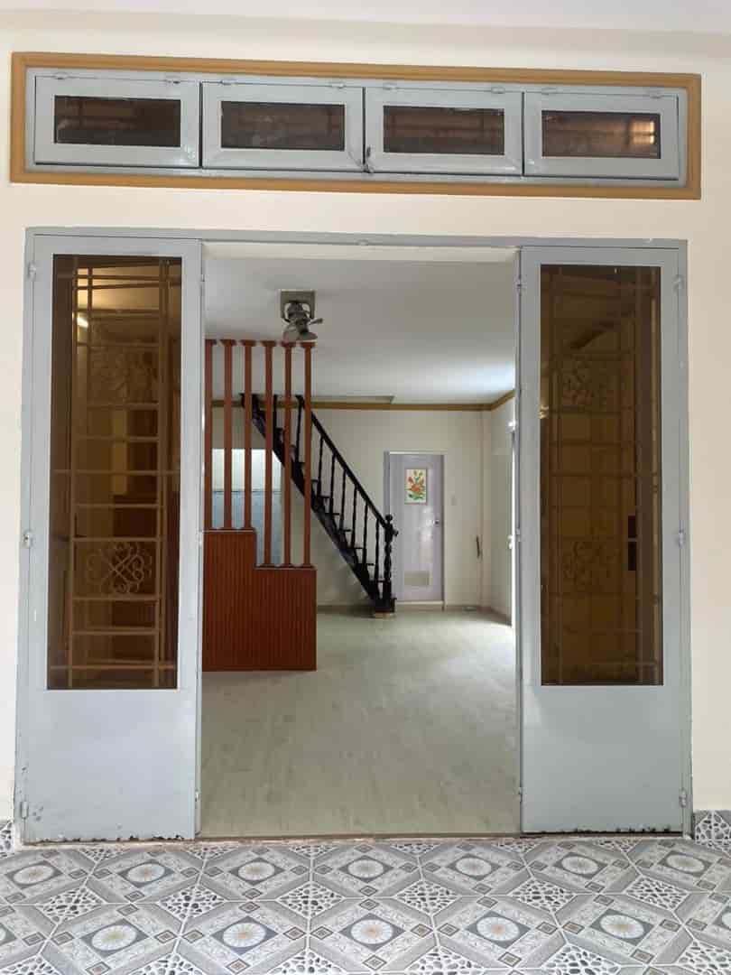 Trường Chinh, hẻm xe hơi, 2 tầng 2pn, 40m2, sổ nở hậu, ngay Big C