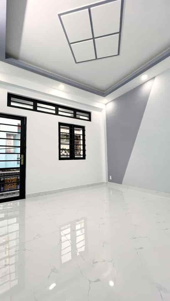 Trương Phước Phan, giáp Tân Phú, nhà 2 tầng mới đẹp, 48m2, 4x12m, sổ đẹp vuông vức hoàn công đủ, hẻm xe