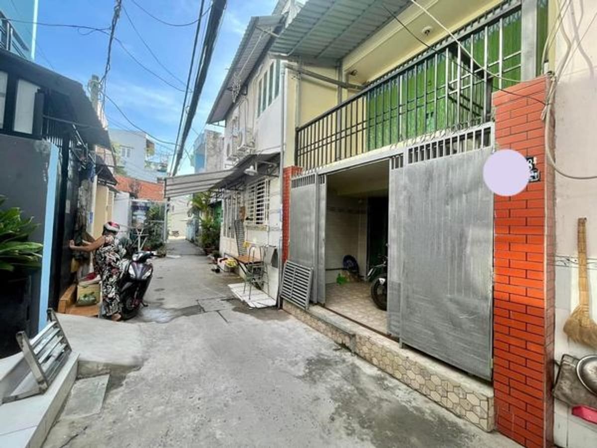 Chủ ngộp bán gấp nhà 2 tầng, DT 65m, nở hậu khủng 9m, Huỳnh Tấn Phát, phường Tân Phú, Q7