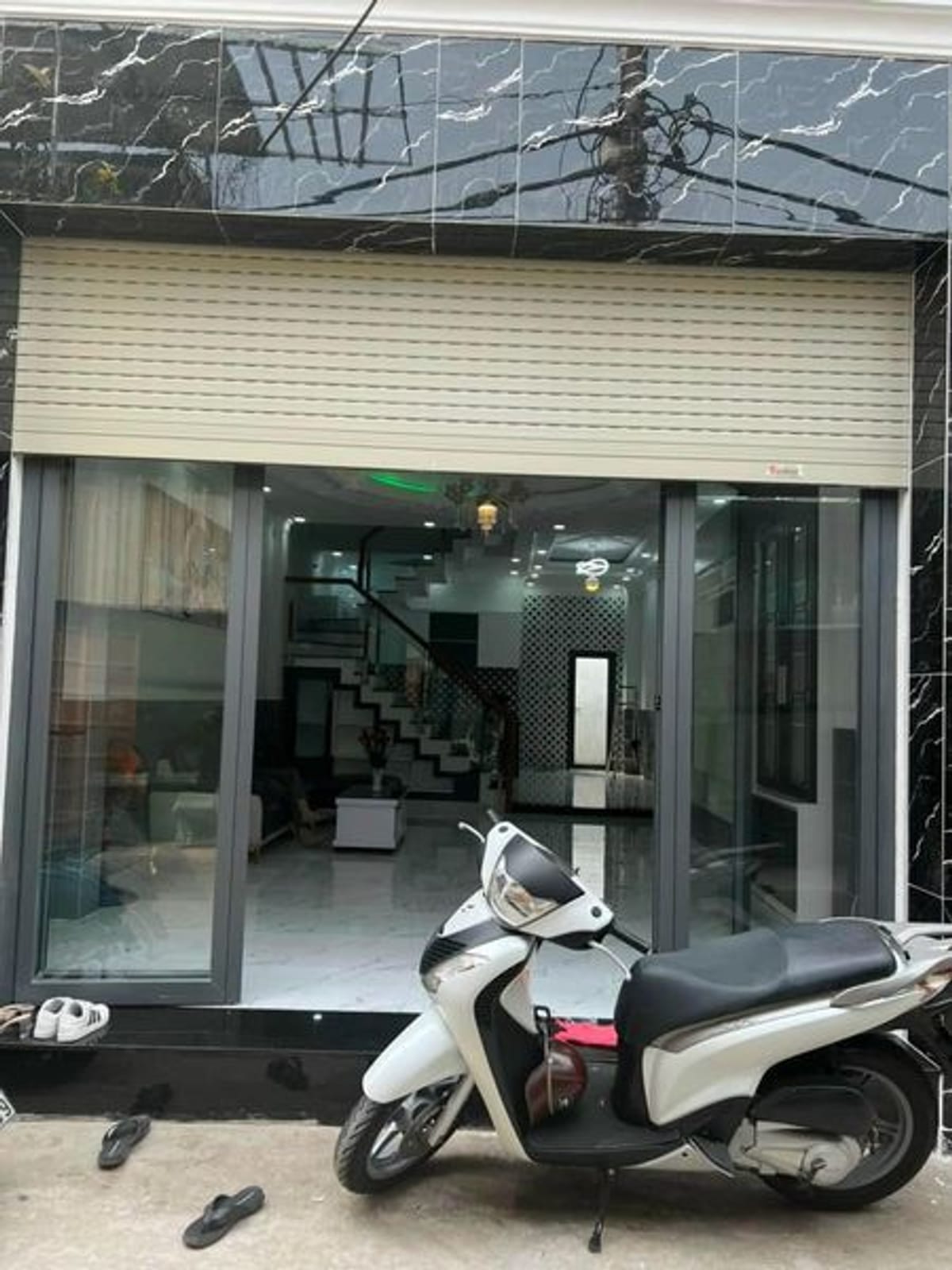 Bán nhà đẹp mặt tiền hẻm Huỳnh Tấn Phát, phường Tân Phú, Q7, thuận tiện kd, nhà 3PN, 3WC