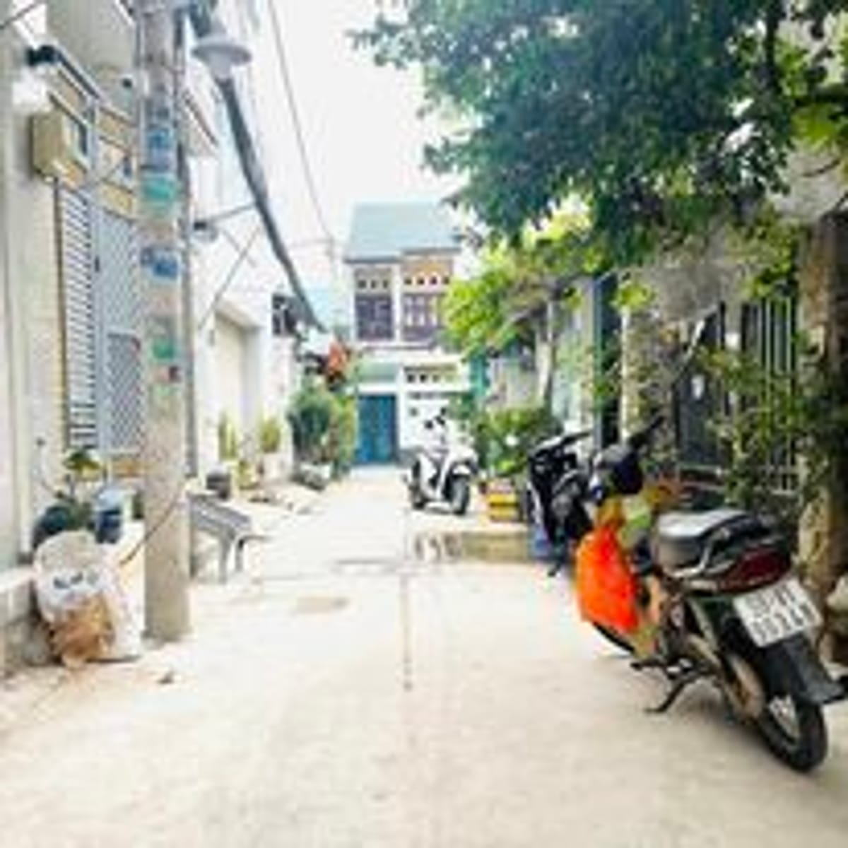 Bán nhà cấp 4, ngang 7m dài 11m, đường Huỳnh Tấn Phát, phường Phú Thuận Q7, thích hợp xây CHDV.