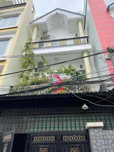 Cần tiền bán nhà 4 tầng, hẻm đẹp, ô tô đỗ cửa,full nội thất, Huỳnh Tấn Phát, Phường Phú Thuận, quận 7