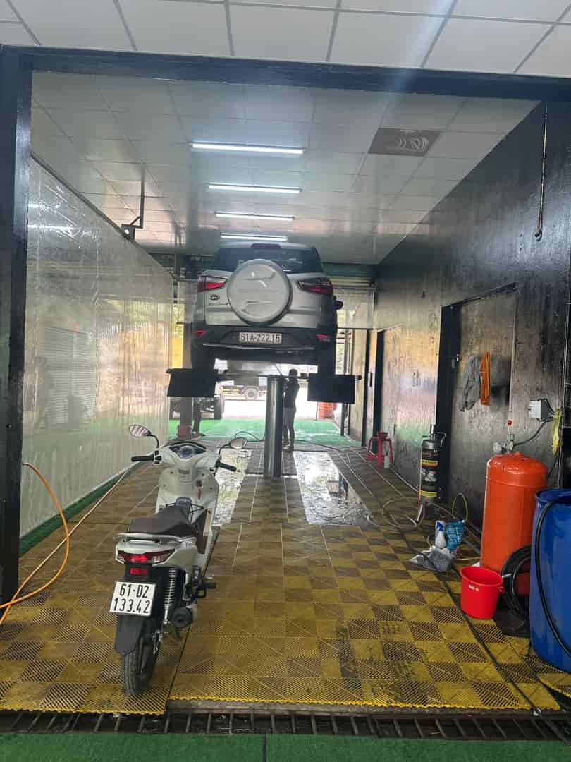Cần sang lại gara rửa xe ô tô quán cafe võng địa chỉ gần cây xăng 71, Thuận An, Bình Dương