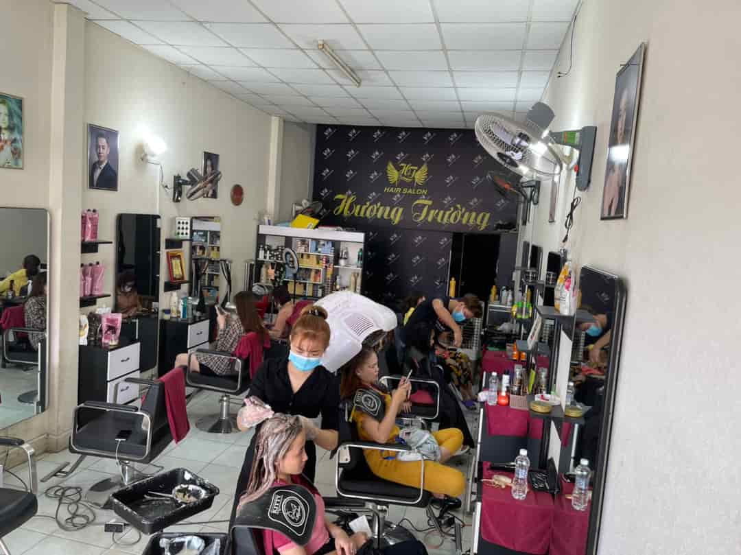Sang nhượng salon tóc địa chỉ Tân Định, Bến Cát, Bình Dương