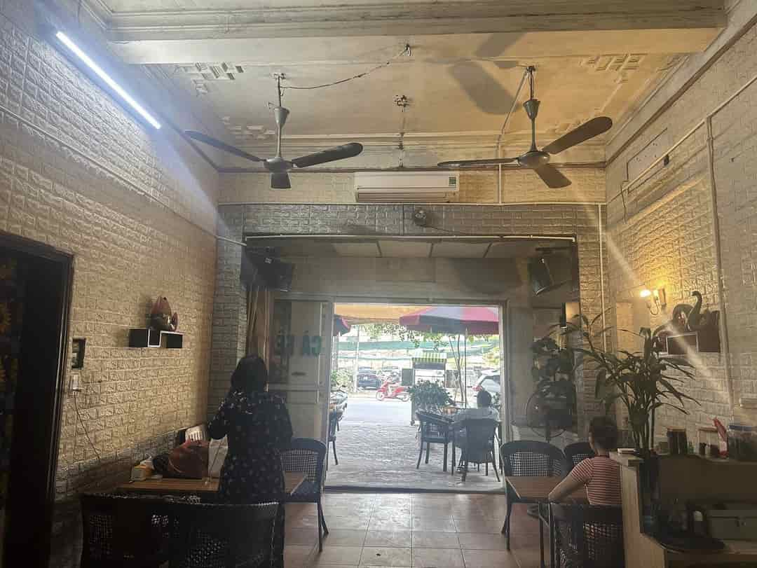 Cần sang nhượng lại quán cafe địa chỉ 20 Nguyễn Cảnh Dị, Quận Hoàng Mai, Hà Nội
