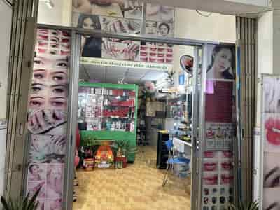 Mình cần sang tiệm tóc kết hợp phun xăm chăm sóc da Nail địa chỉ 491 Lê Văn Lương, Tân Phong, Quận 7, Hồ Chí Minh