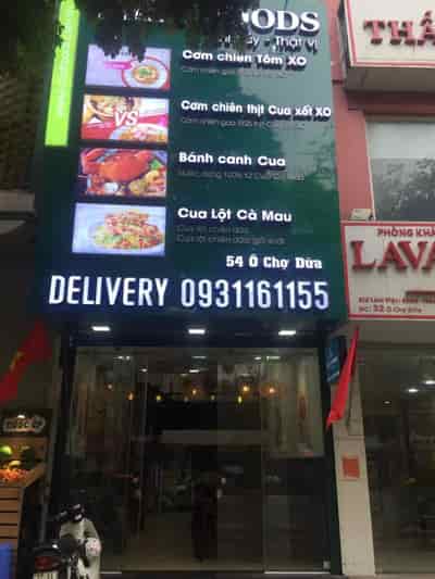Chính chủ sang nhượng cửa hàng kinh doanh ăn uống địa chỉ: mặt phố Ô Chợ Dừa, quận Đống Đa, Hà Nội.