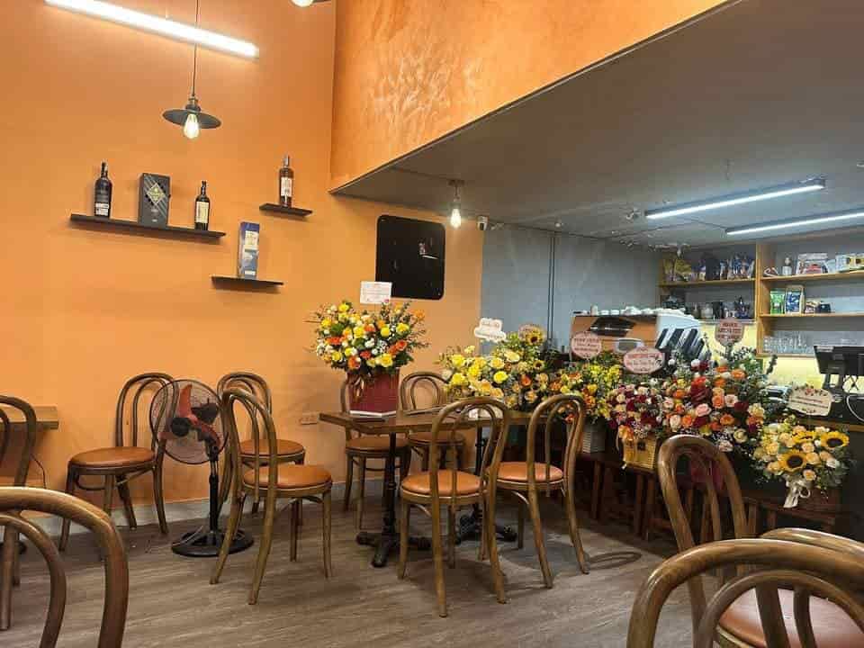 Cần sang nhượng gấp quán cafe phố Triệu Việt Vương, Hai Bà Trưng Hà Nội