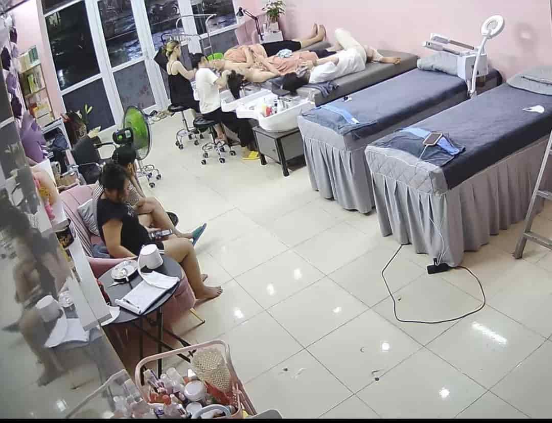 Sang nhượng cửa hàng spa kiot dưới chân chung cư địa điểm kđt Thanh Hà, Hà Đông, Hà Nội